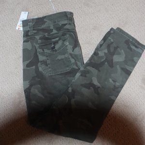 NWT UnionBay Camo Pants